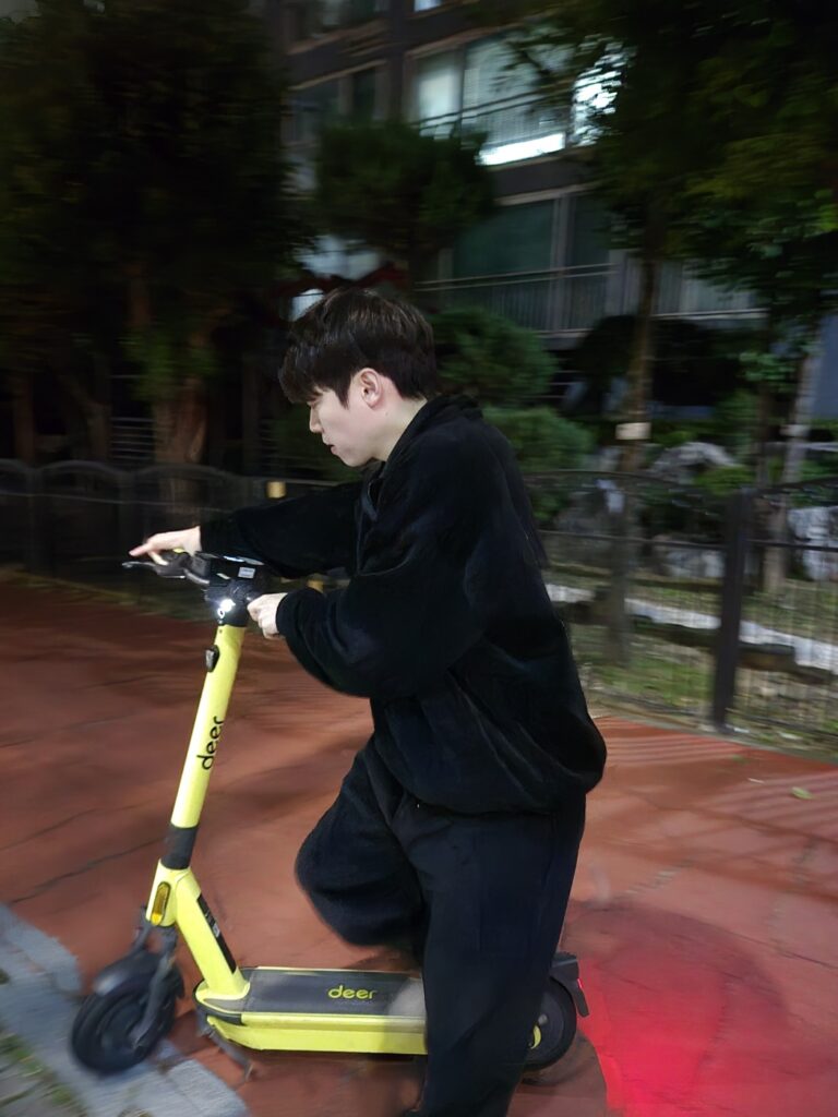 Let me introduce the common transportation quickboard in Korea.